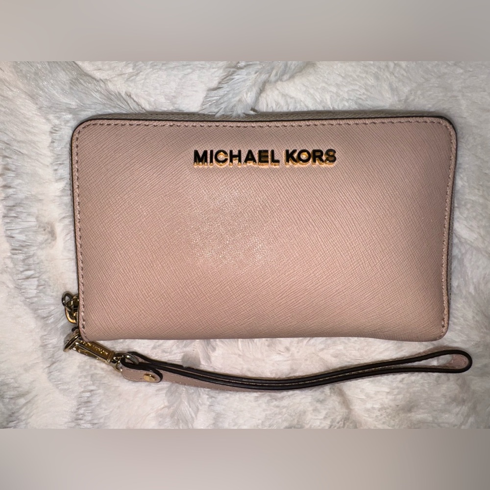 Michael Kors wallet/wristlet